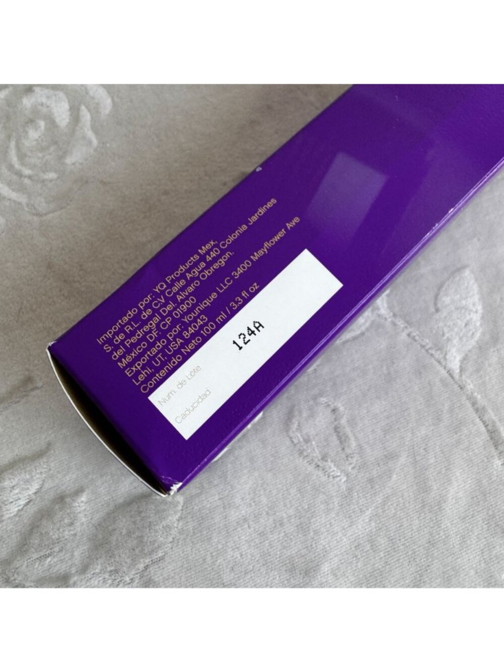 Younique Royalty Moisture Boosting Pore Purifying Cleanser 100ml 3.3 fl oz Seale - Picture 2 of 3
